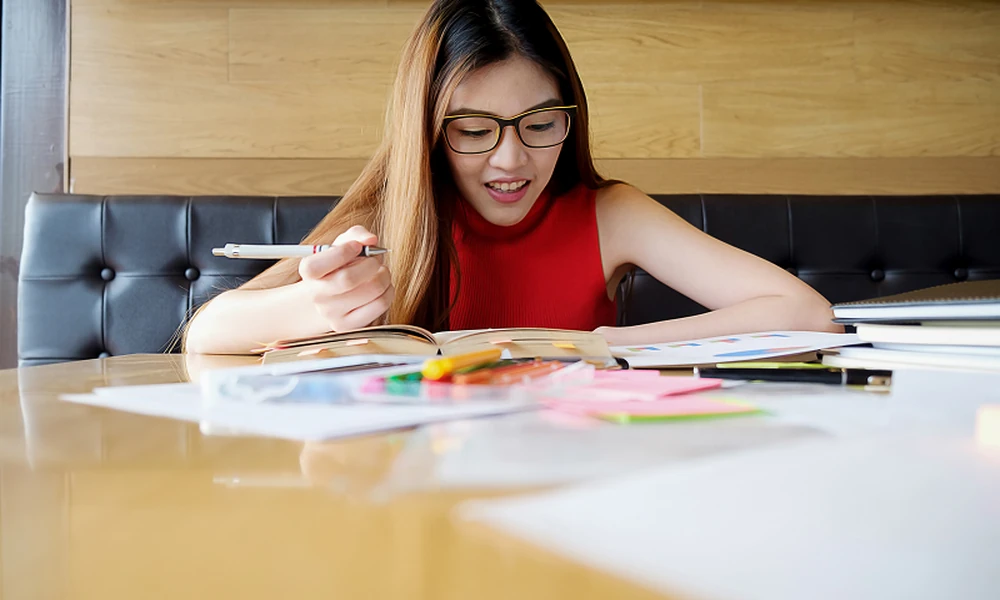 5 Signs Your Child’s Chemistry Base Won’t Hold Up in JC
